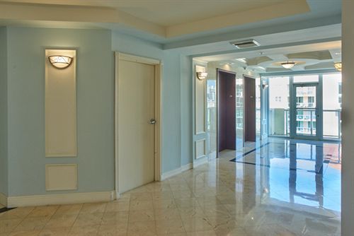 Hotel Intracoastal By 4*