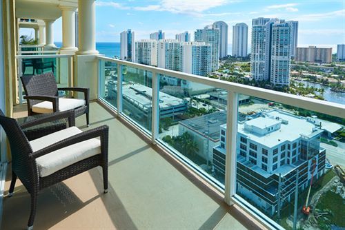 Intracoastal By 4*