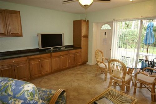 Sandpiper - Florida Inn