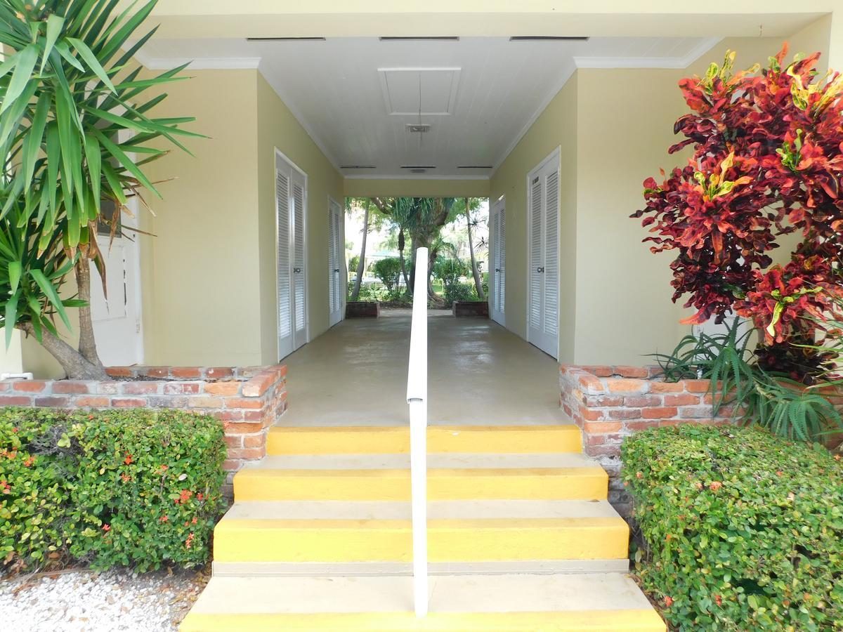 The Grove Apartment