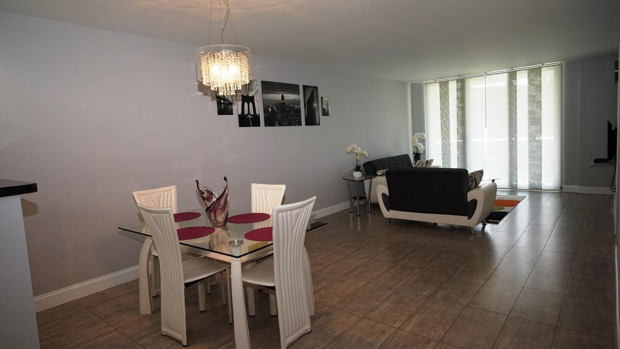 Beautiful Furnished 1b/1,5 Apt With Ocean View! * Sunny Isles Beach