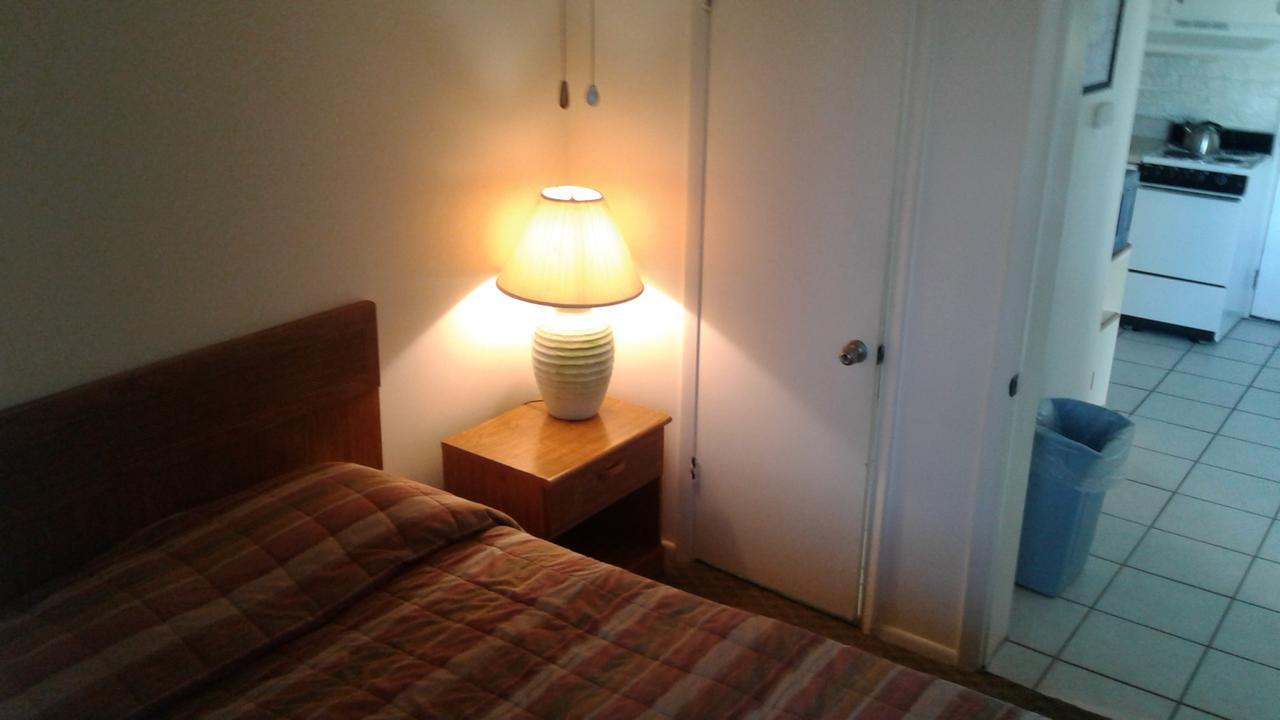 Hotel Island 2*