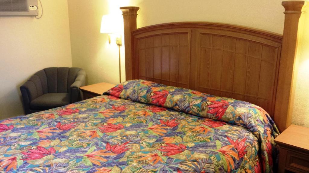 By The Beach - Motel 2*
