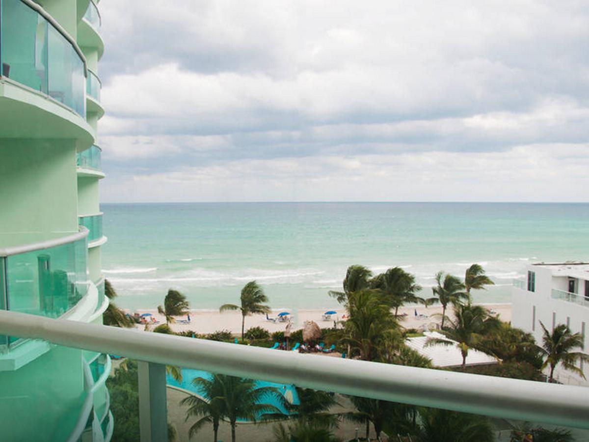 Stunning Sea View Apt In Beach *