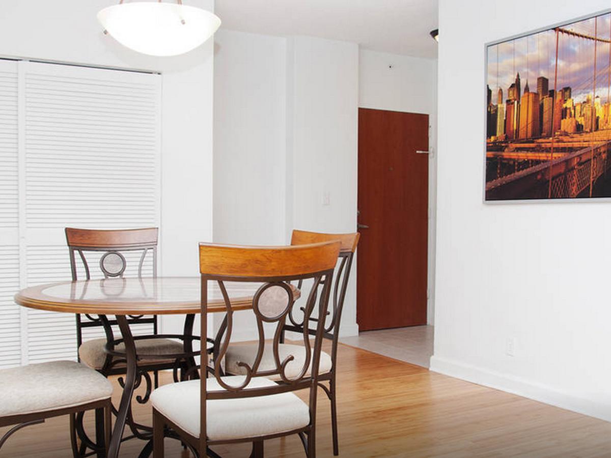 Stunning Sea View Apt In Beach *