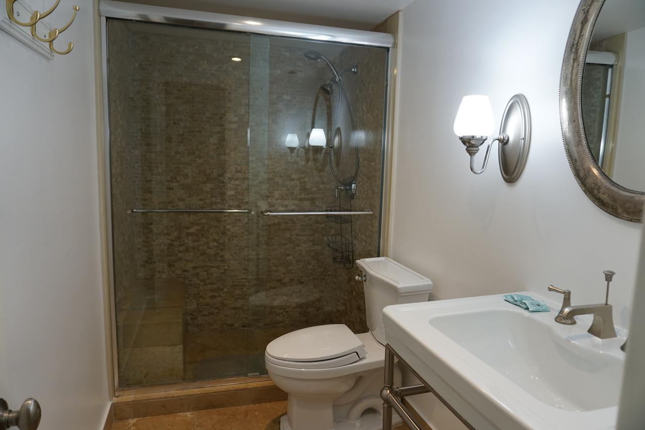 Sunny Isles Apartment