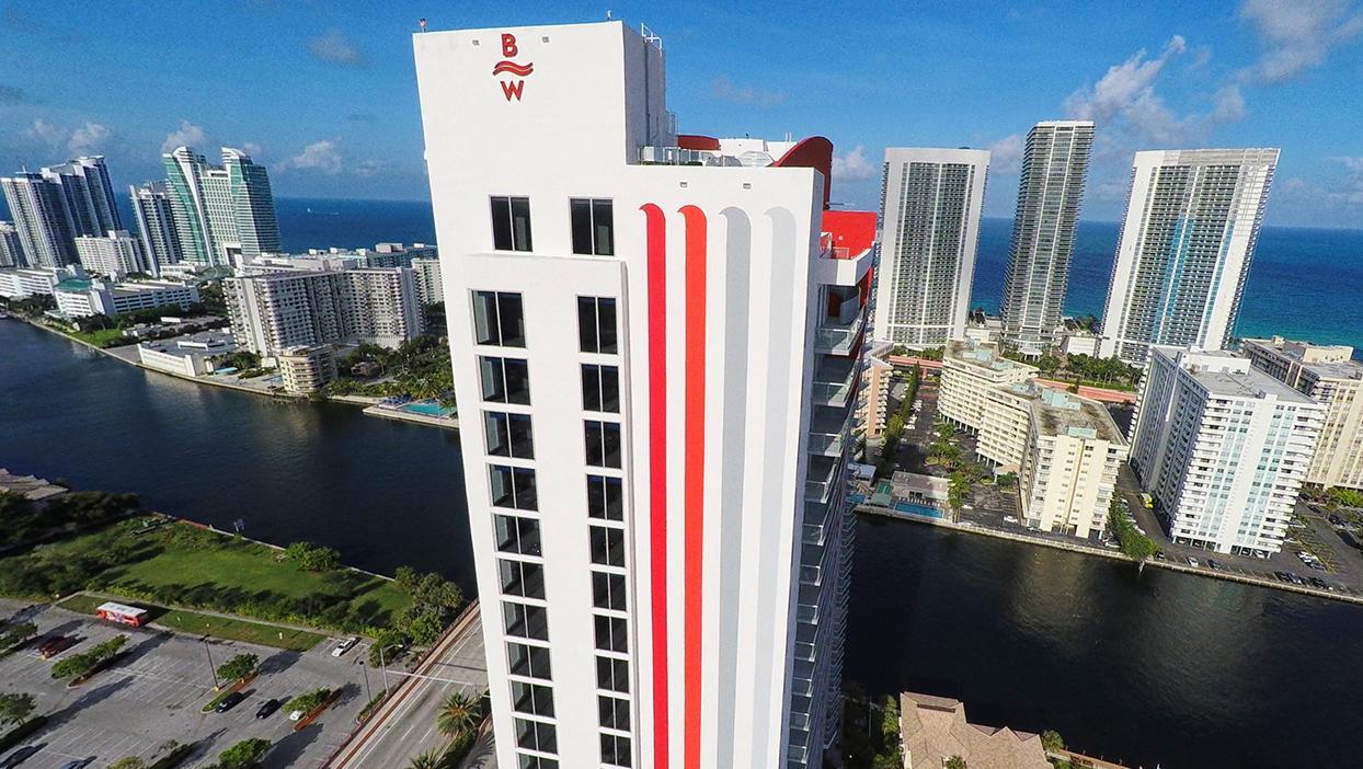 Beachwalk Elite And Aparthotel 4*