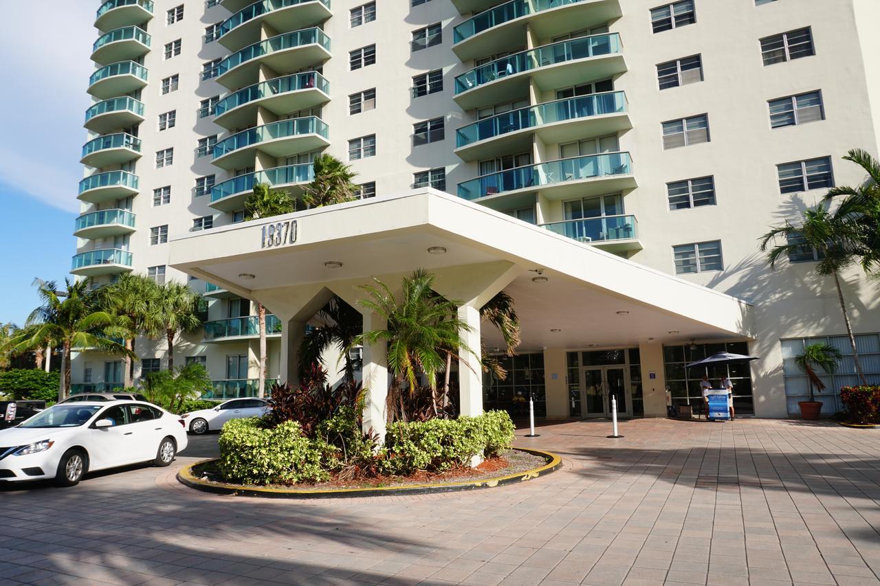 Sunny Isles *