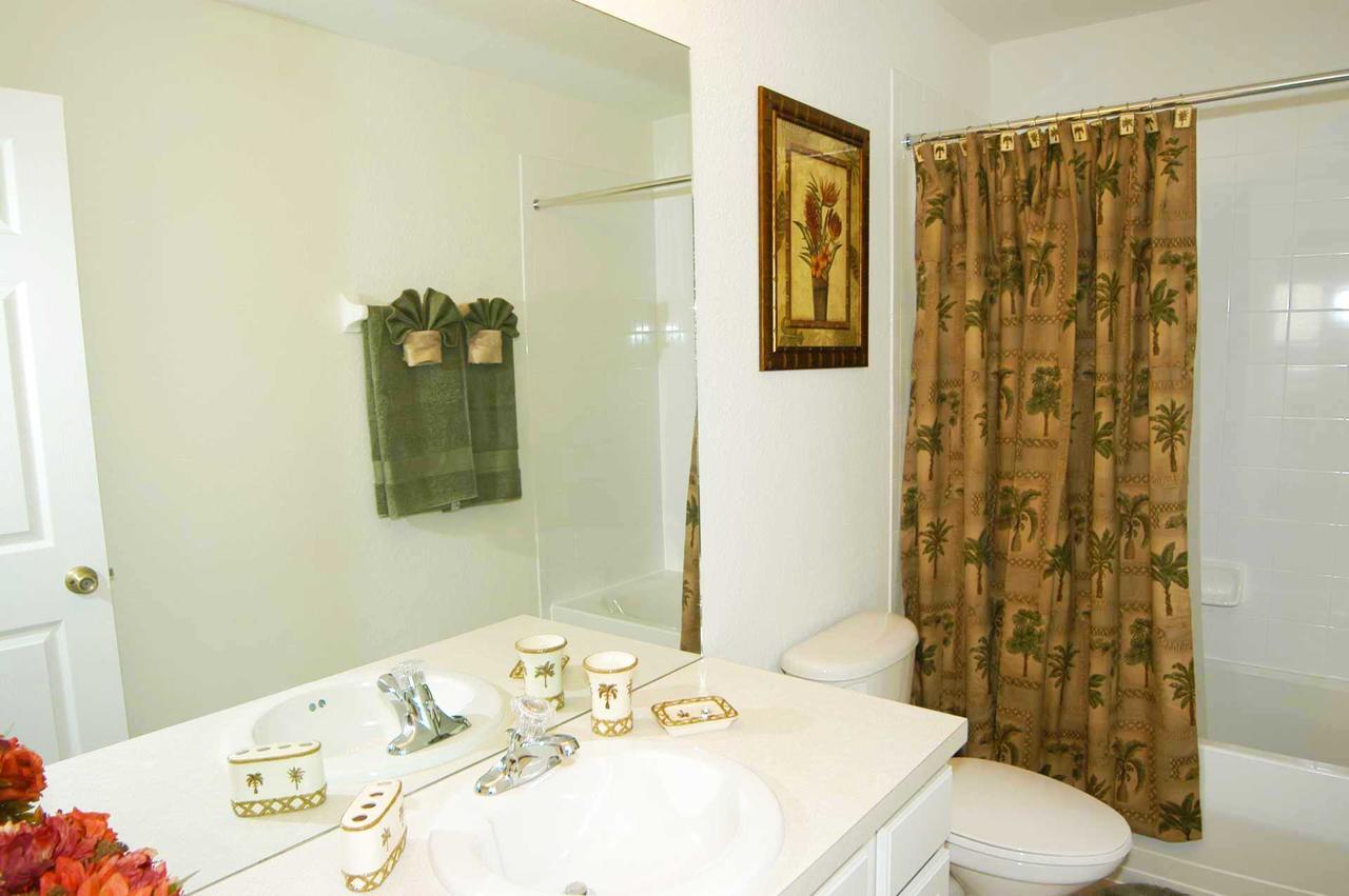 Windsor Hills - Enchanted Crystal Castle Holiday home *