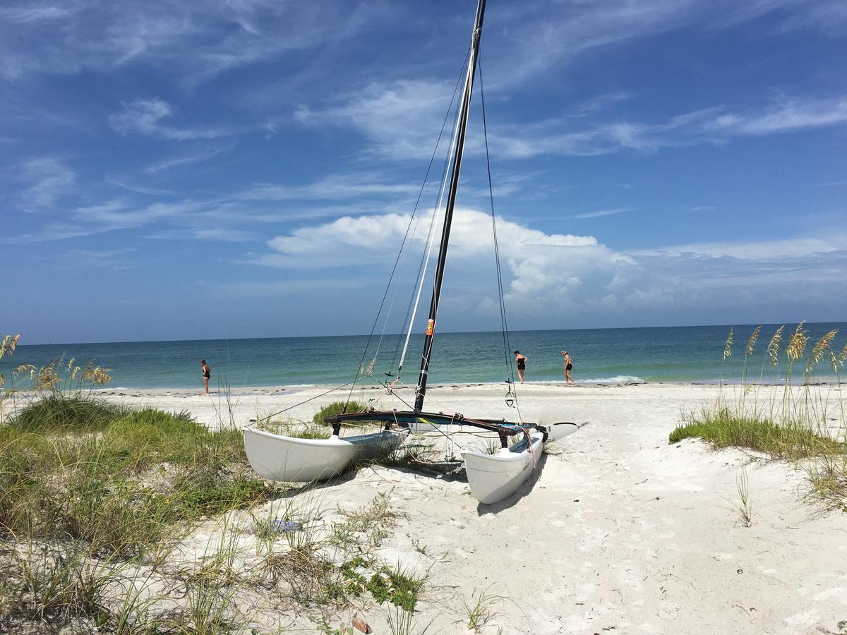 Joyce's Beachfront 2 Indian Shores