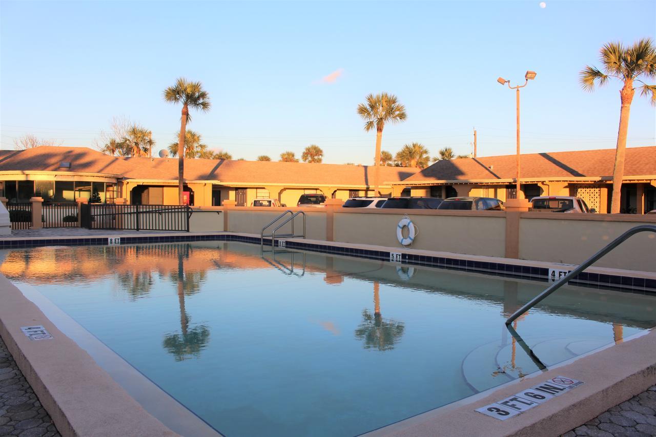 Motel Lion -