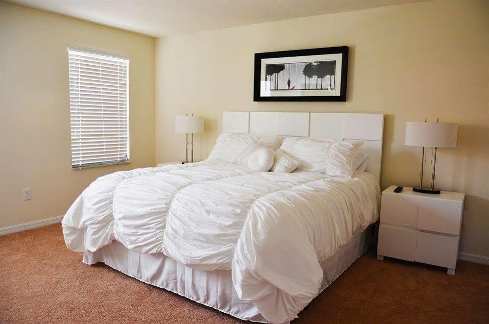 Bella Vida Platinum Homes Kissimmee