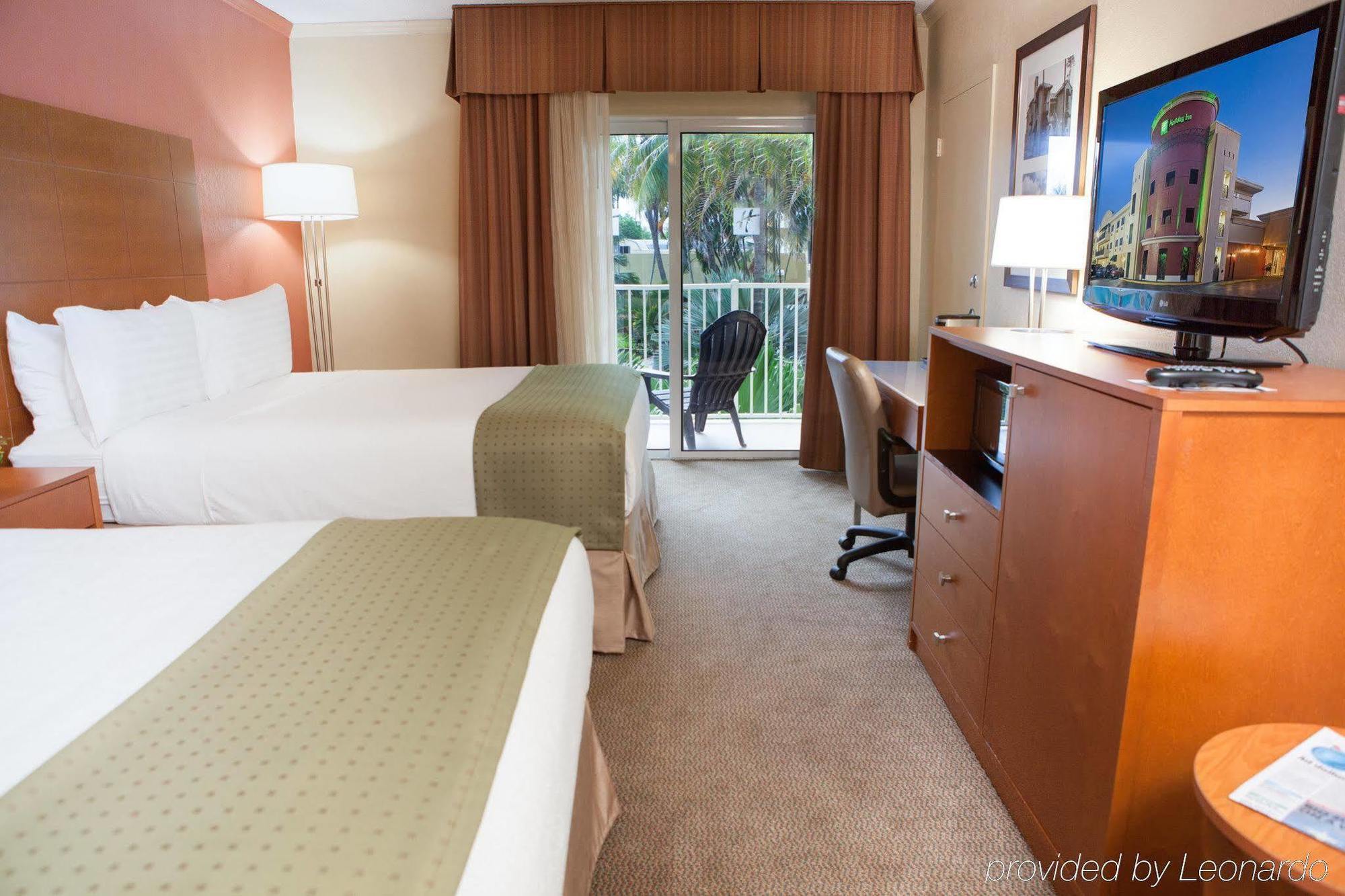 Hotel / Coral Gables