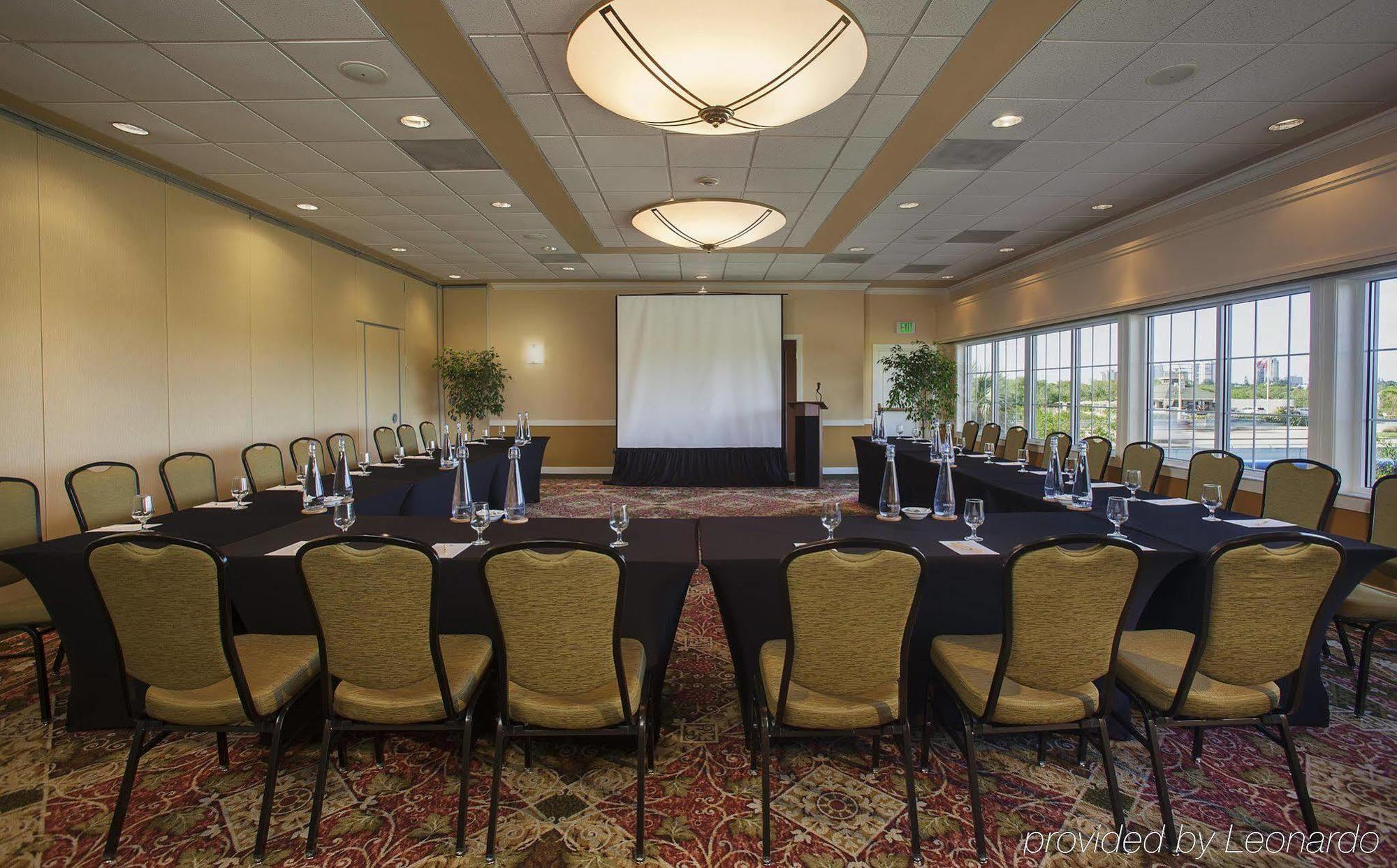 Doubletree By Hilton 4* Naples