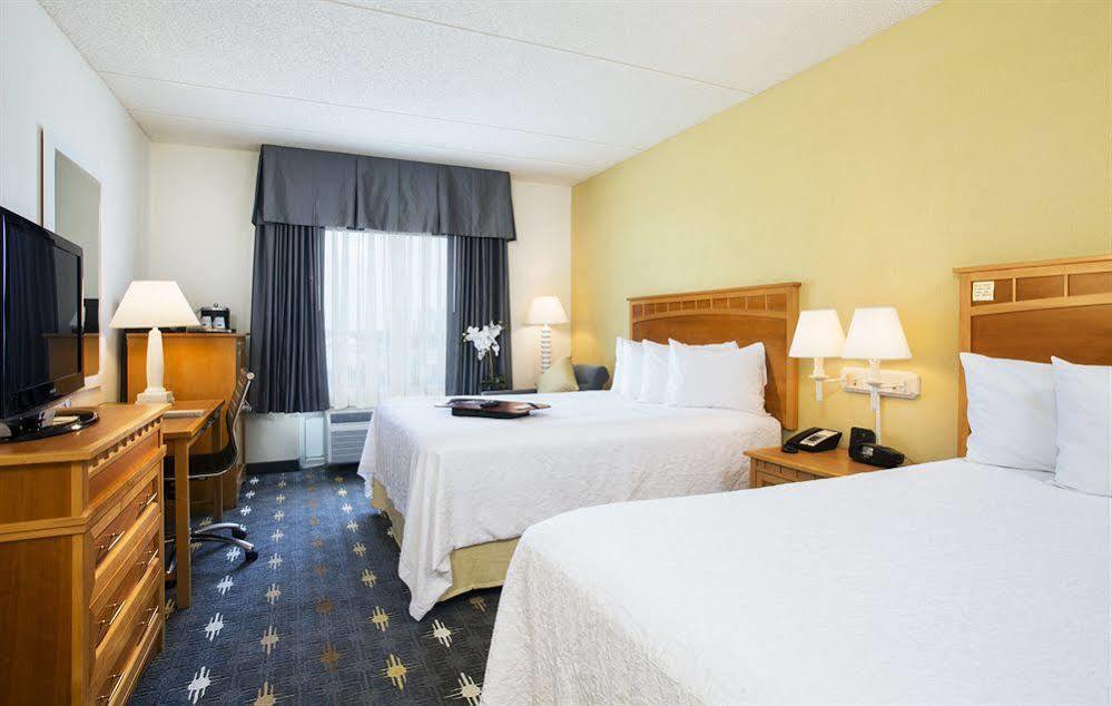 Hotel Hampton Hallandale Beach-aventura 3*