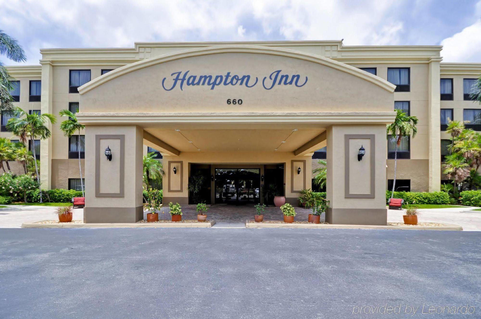 Hampton Deerfield 3*