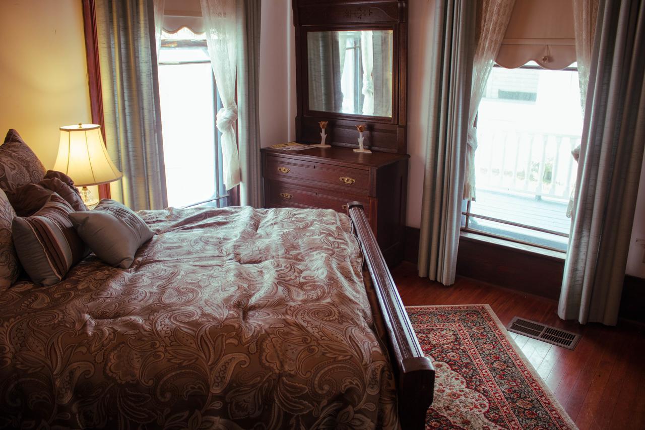 Grand Gables