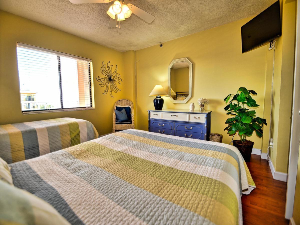 Reef Club 301 Apartment Clearwater Beach