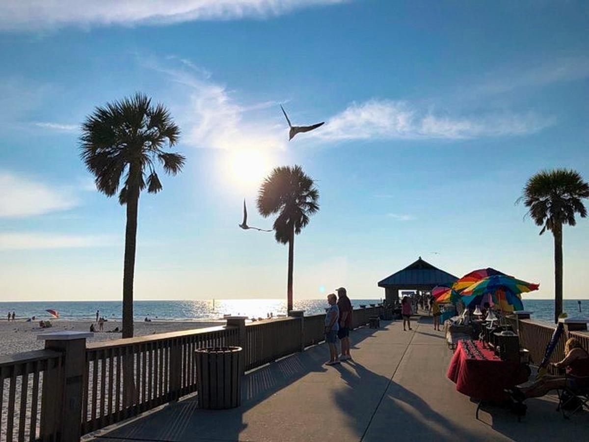 Gone Beaching 202 Apartment Clearwater Beach