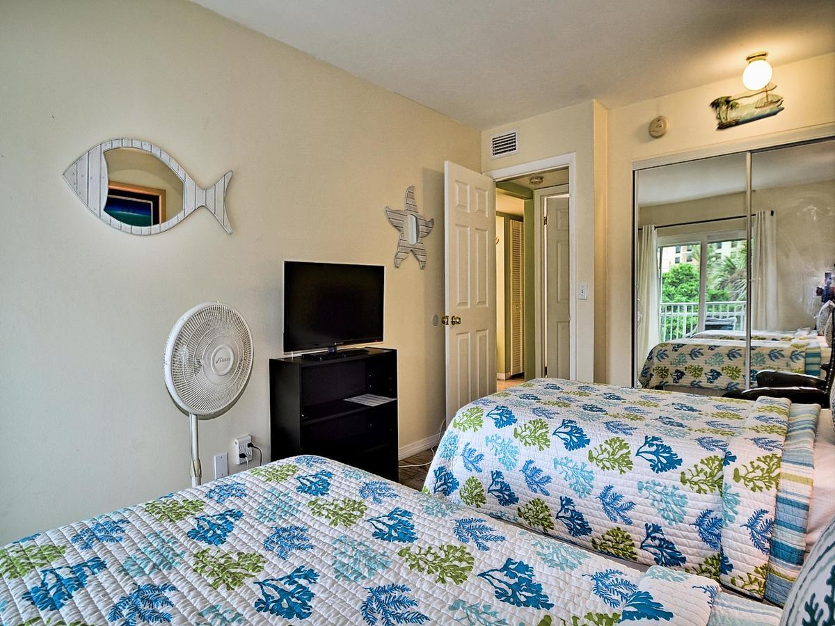 Gone Beaching 202 Apartment