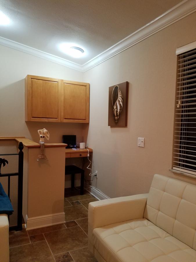 House 3 Min From * Jensen Beach