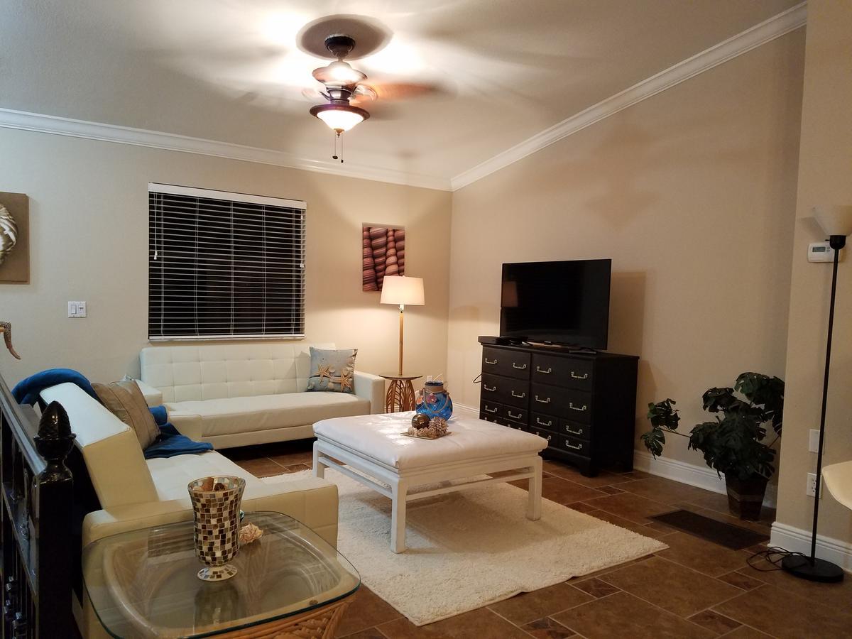 House 3 Min From * Jensen Beach