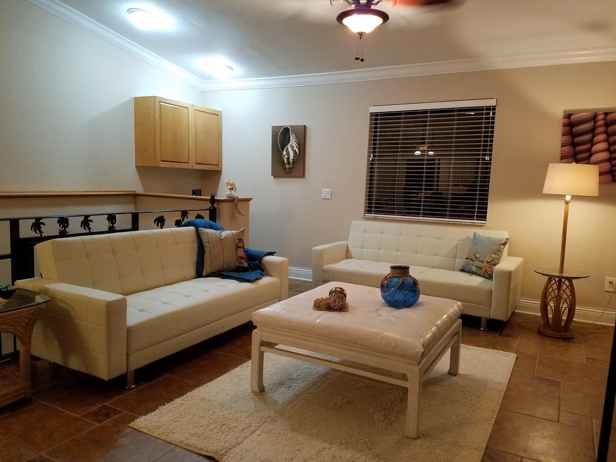 House 3 Min From * Jensen Beach