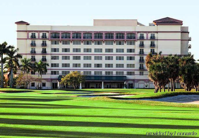 Lauderdale Marriott & Convention Center Hotel