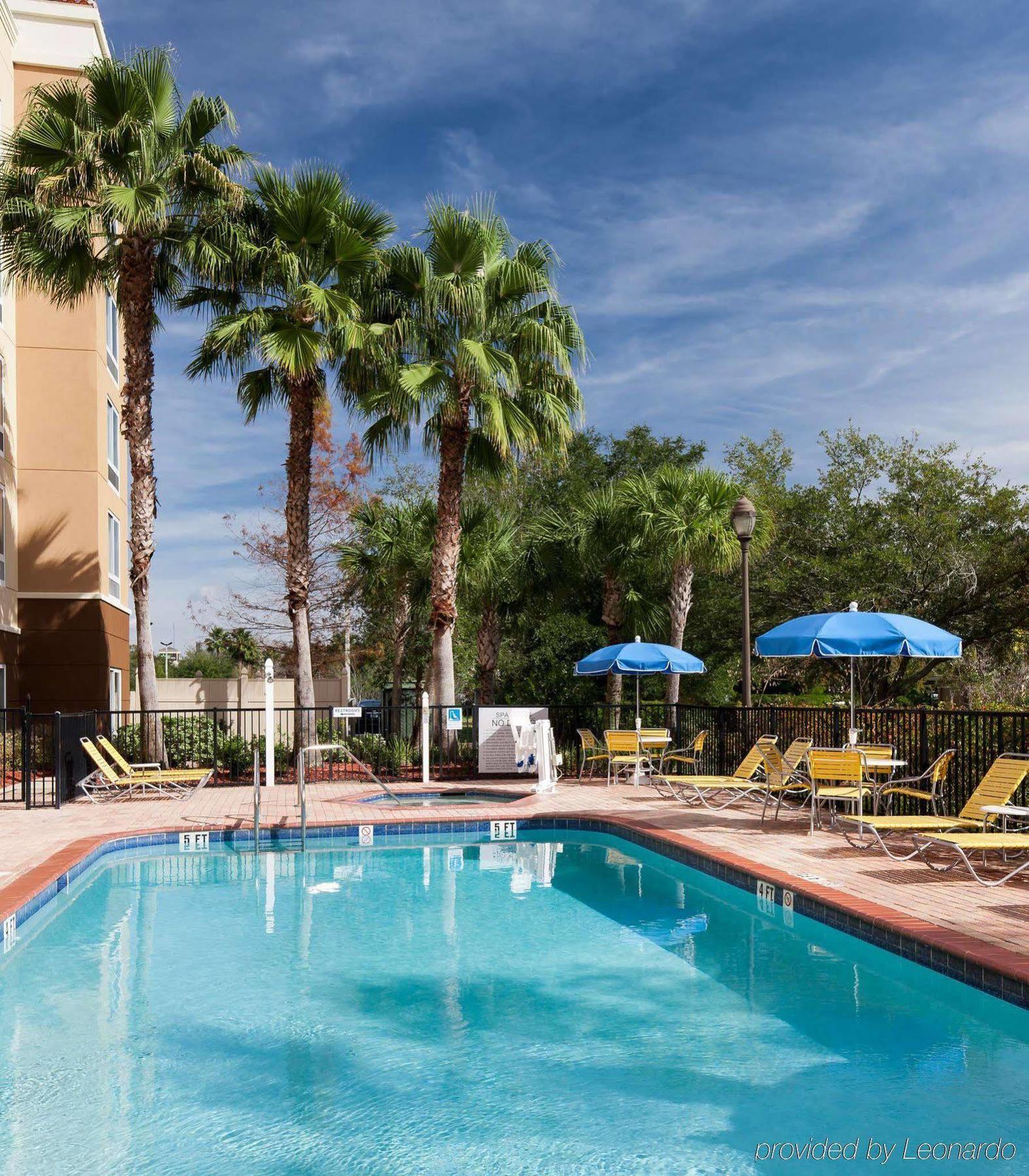 Hotel Fairfield & Butler Boulevard 3*