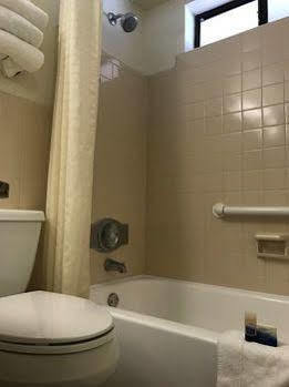 Western & 3* Naples