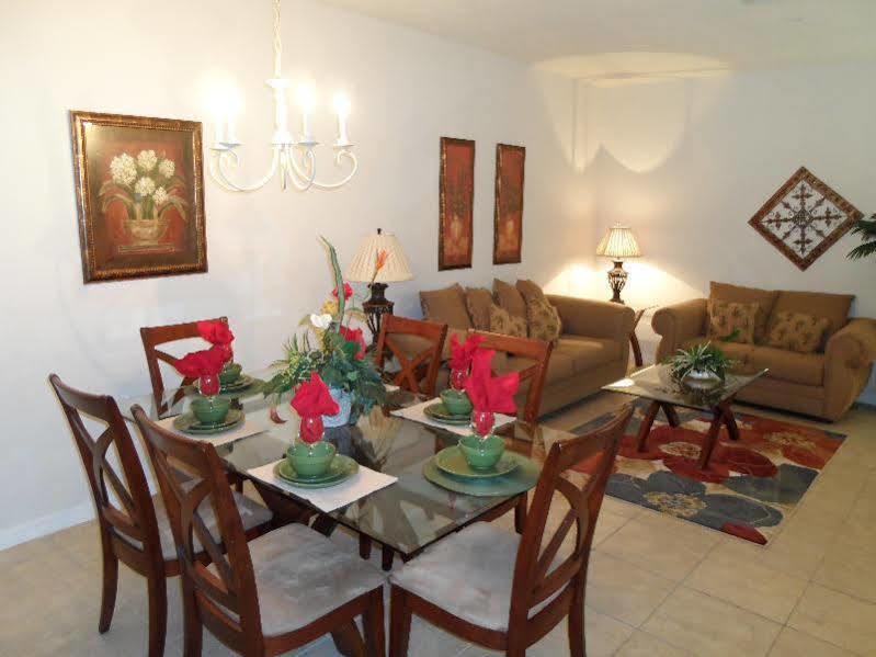 Area And Townhomes Hotel
