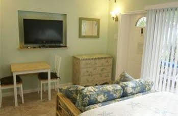 Sandpiper - Florida 2*