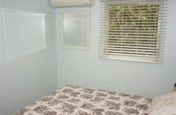 Inn Sandpiper - Florida 2*