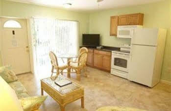 Inn Sandpiper - Florida 2*