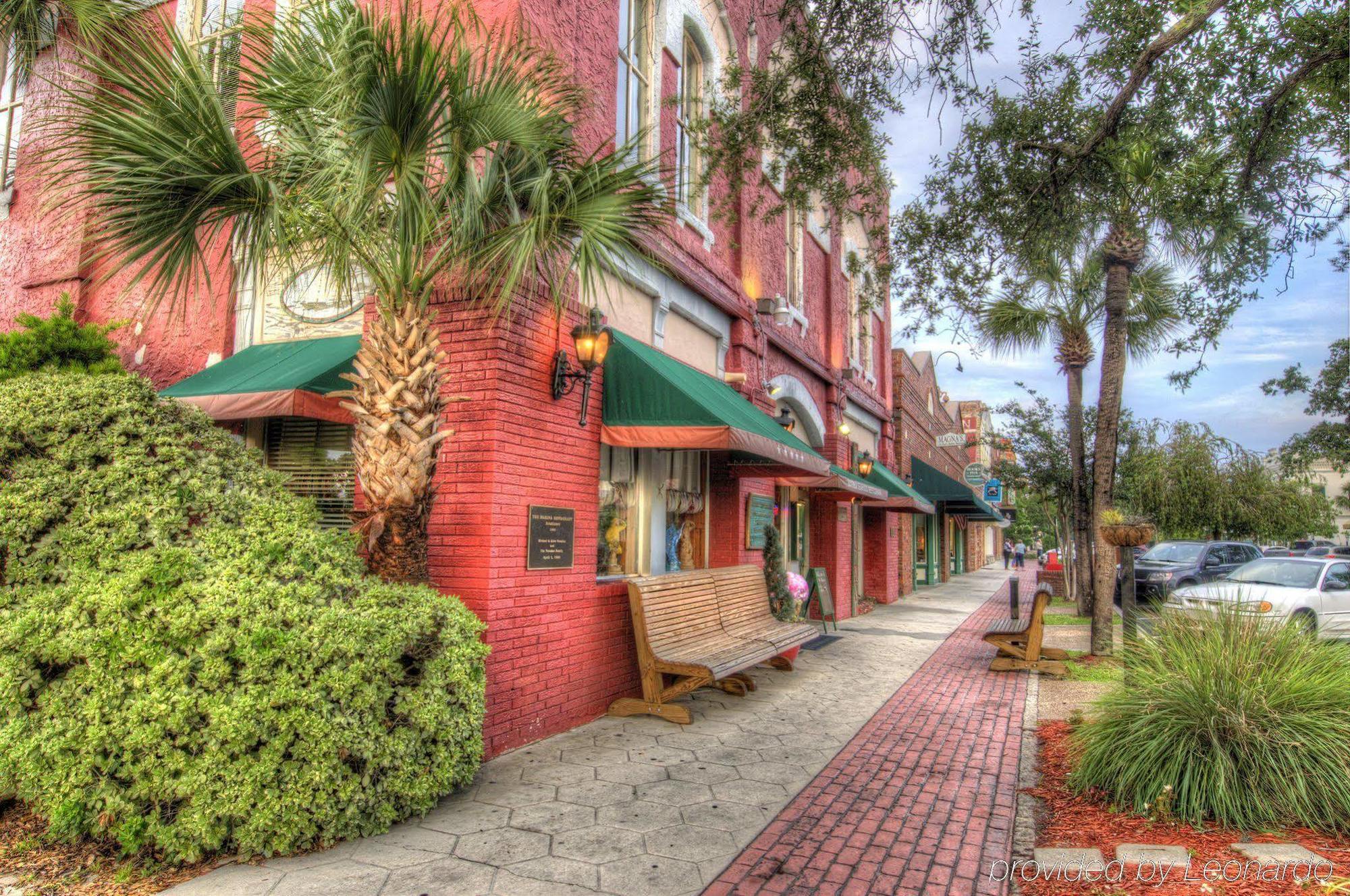 Hotel Western First Coast And 3*