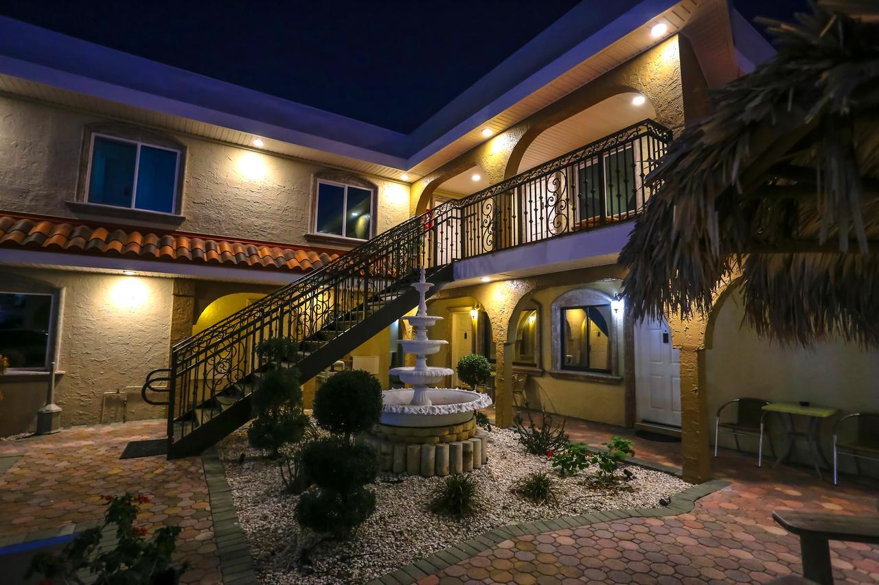 Bayview Plaza Waterfront 3*