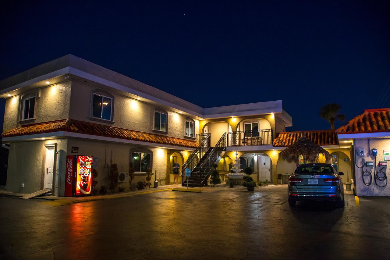 Bayview Plaza Waterfront 3*