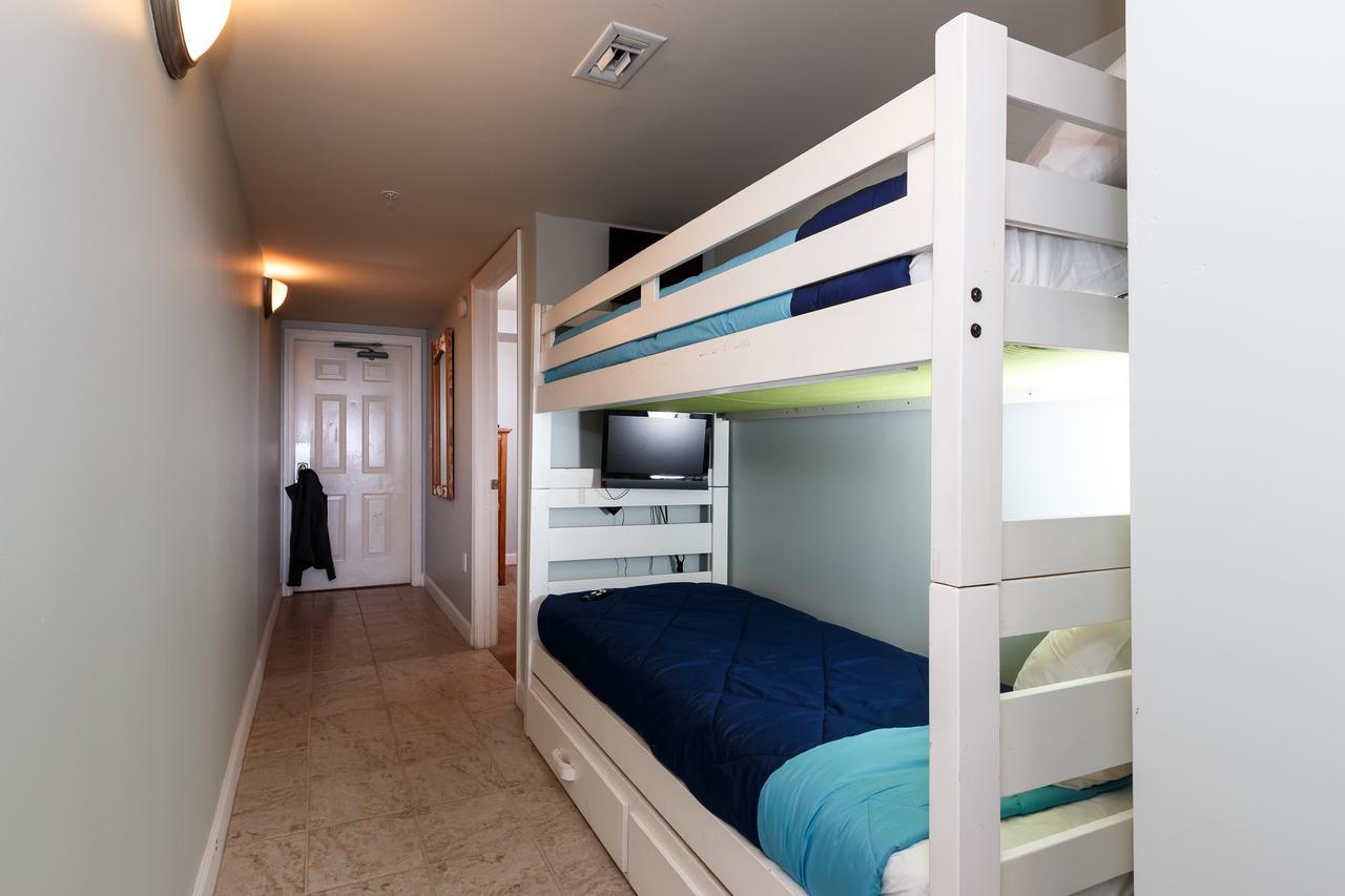 Pelican Isle 202 Apartment