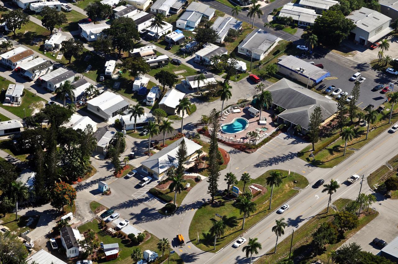 Holiday park Fort Myers Beach Two-bedroom Park Model 4