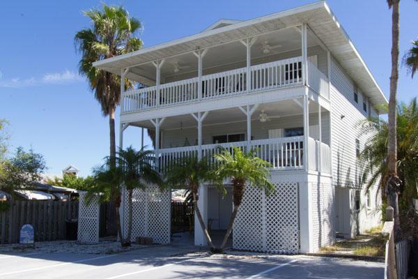 Holiday home Good Times Both Units Townhouse *