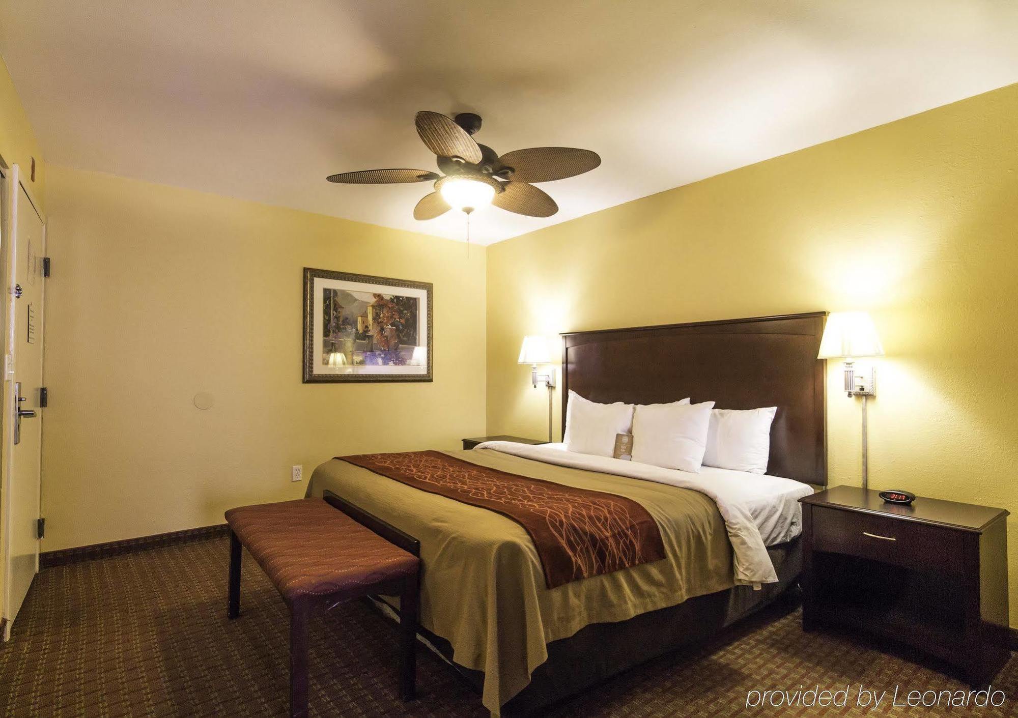 Western Daytona Seabreeze 3*