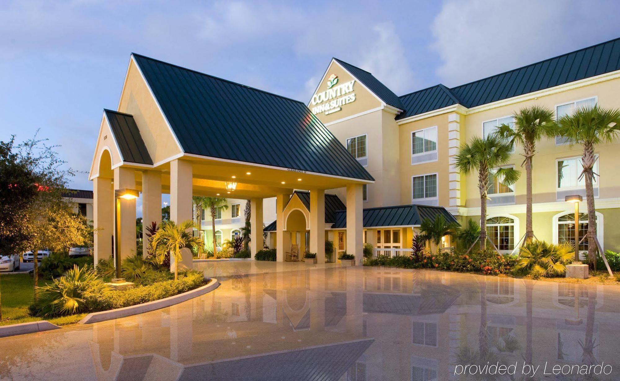 Surestay By Western Vero Hotel