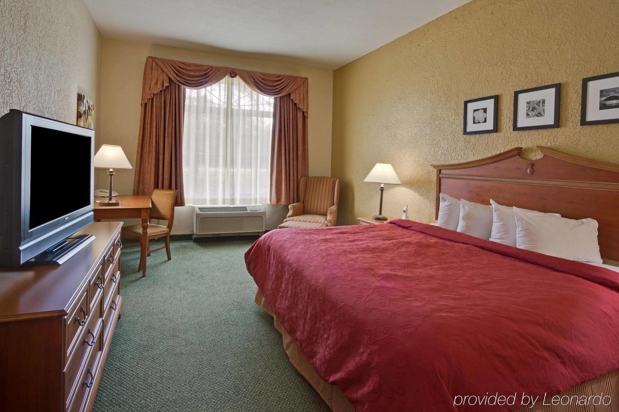 Surestay By Western Vero 3*