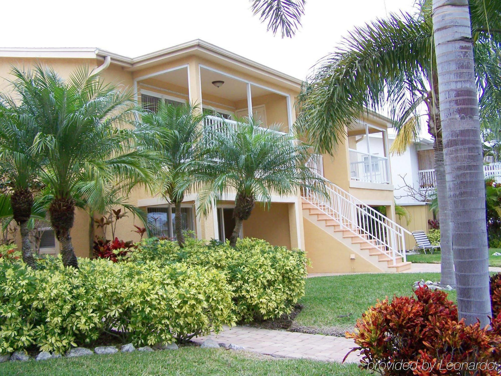 Aparthotel Coconut Villas 2*