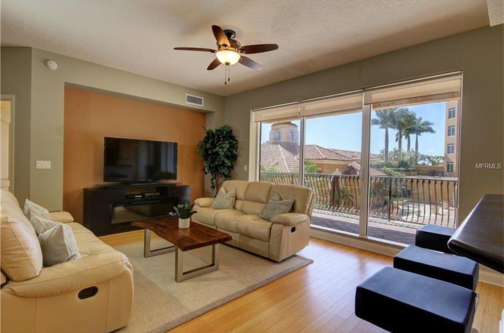 Belle Harbor 509m Stunning Luxury With Panoramic Water View. 23072