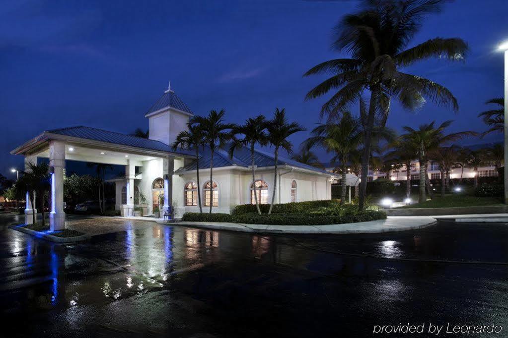 Hotel Express- North Palm And Ihg 3*