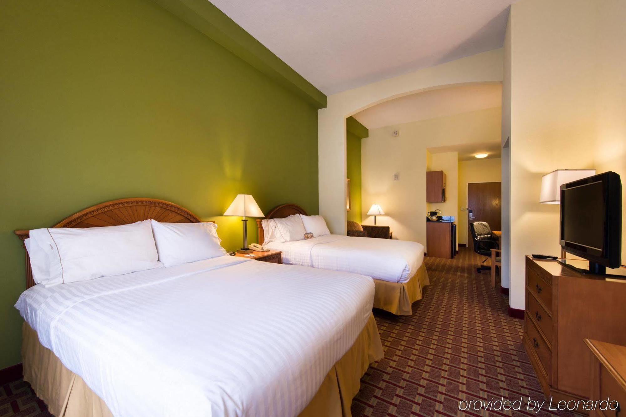 Hotel Express & Tampa-anderson Road-veterans Exp By Ihg Tampa