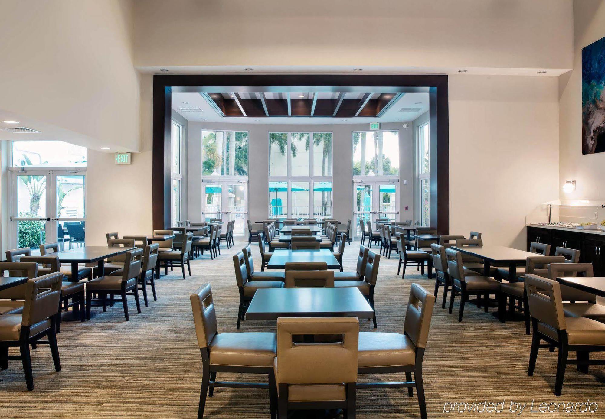 Hotel By Marriott Miami Mall 3*