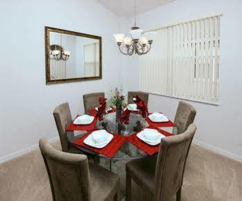 Calabay Parc Homes Apartment *