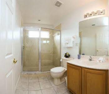 Calabay Parc Homes Apartment Four Corners